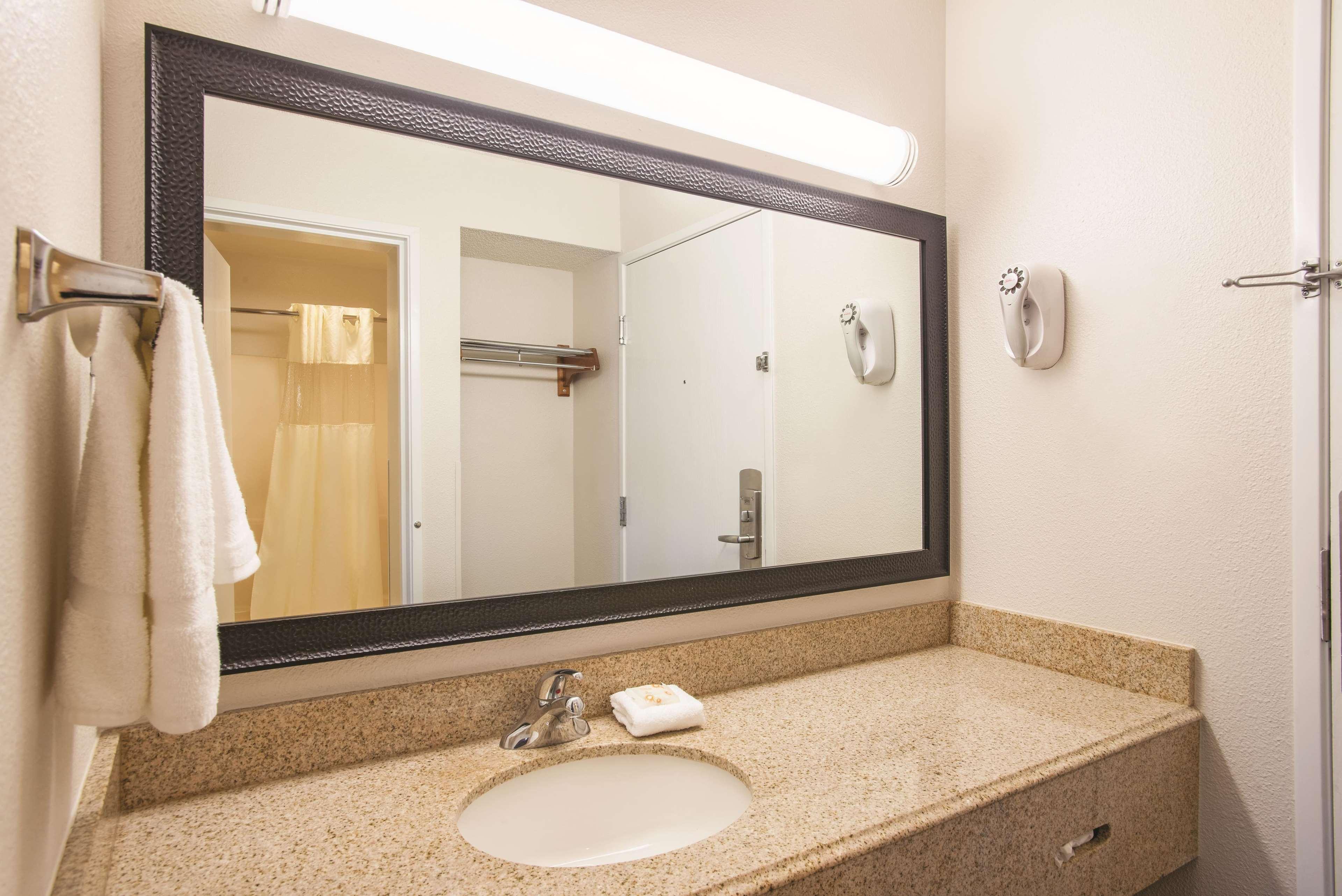 La Quinta By Wyndham Baton Rouge Siegen Lane Otel Prairieville Dış mekan fotoğraf